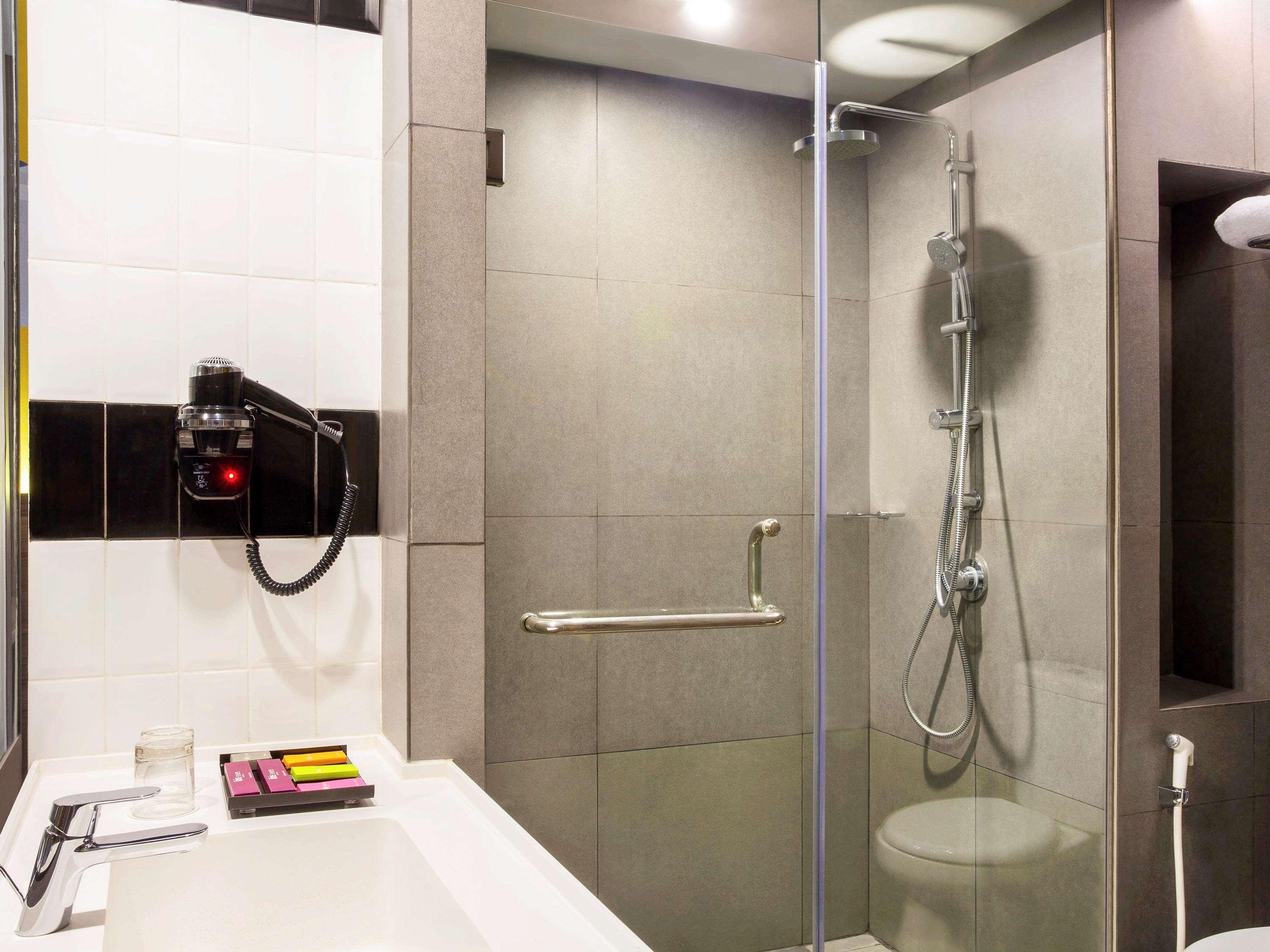 Ibis Styles Bekasi Jatibening Hotel Екстериор снимка