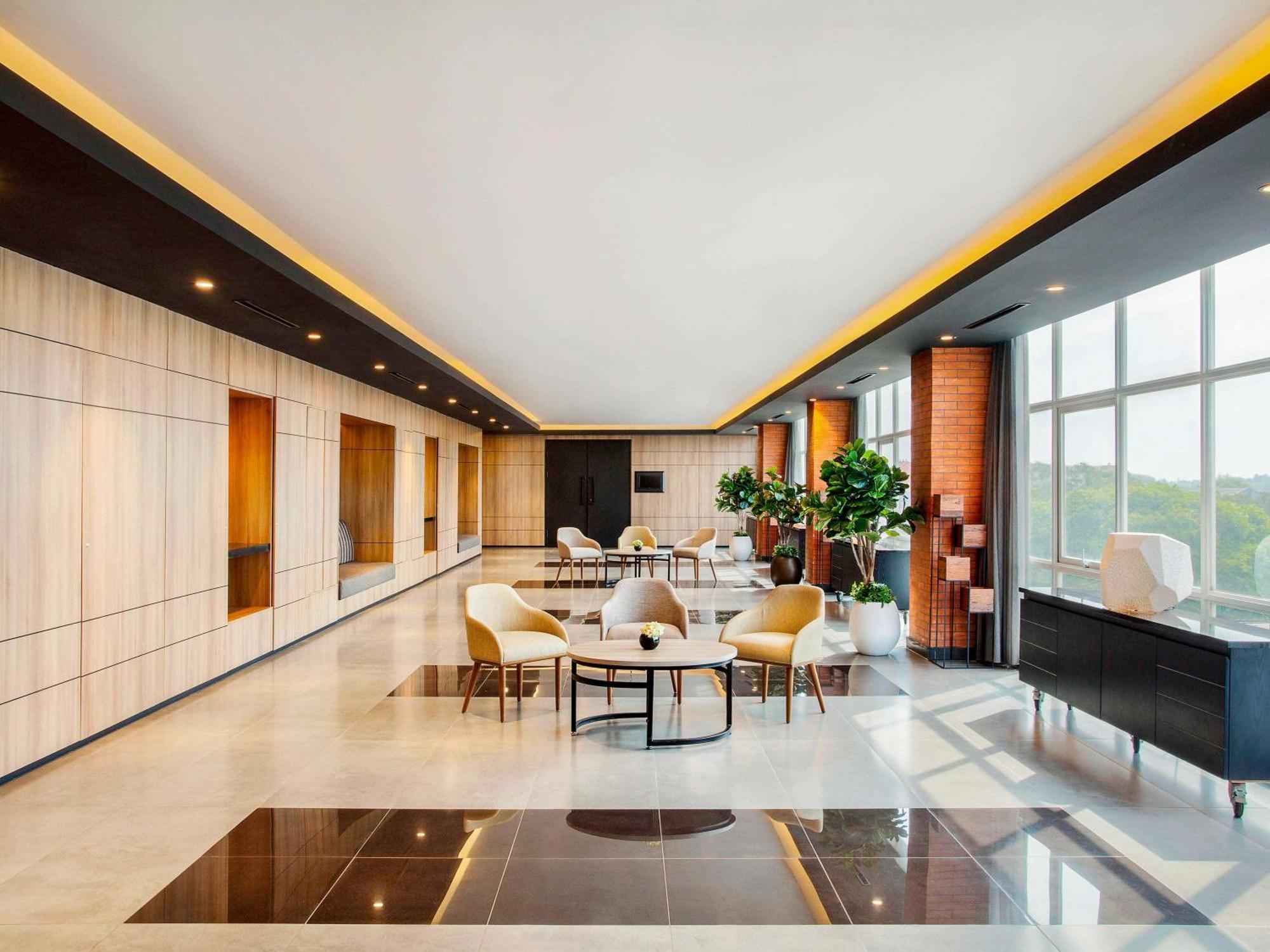 Ibis Styles Bekasi Jatibening Hotel Екстериор снимка