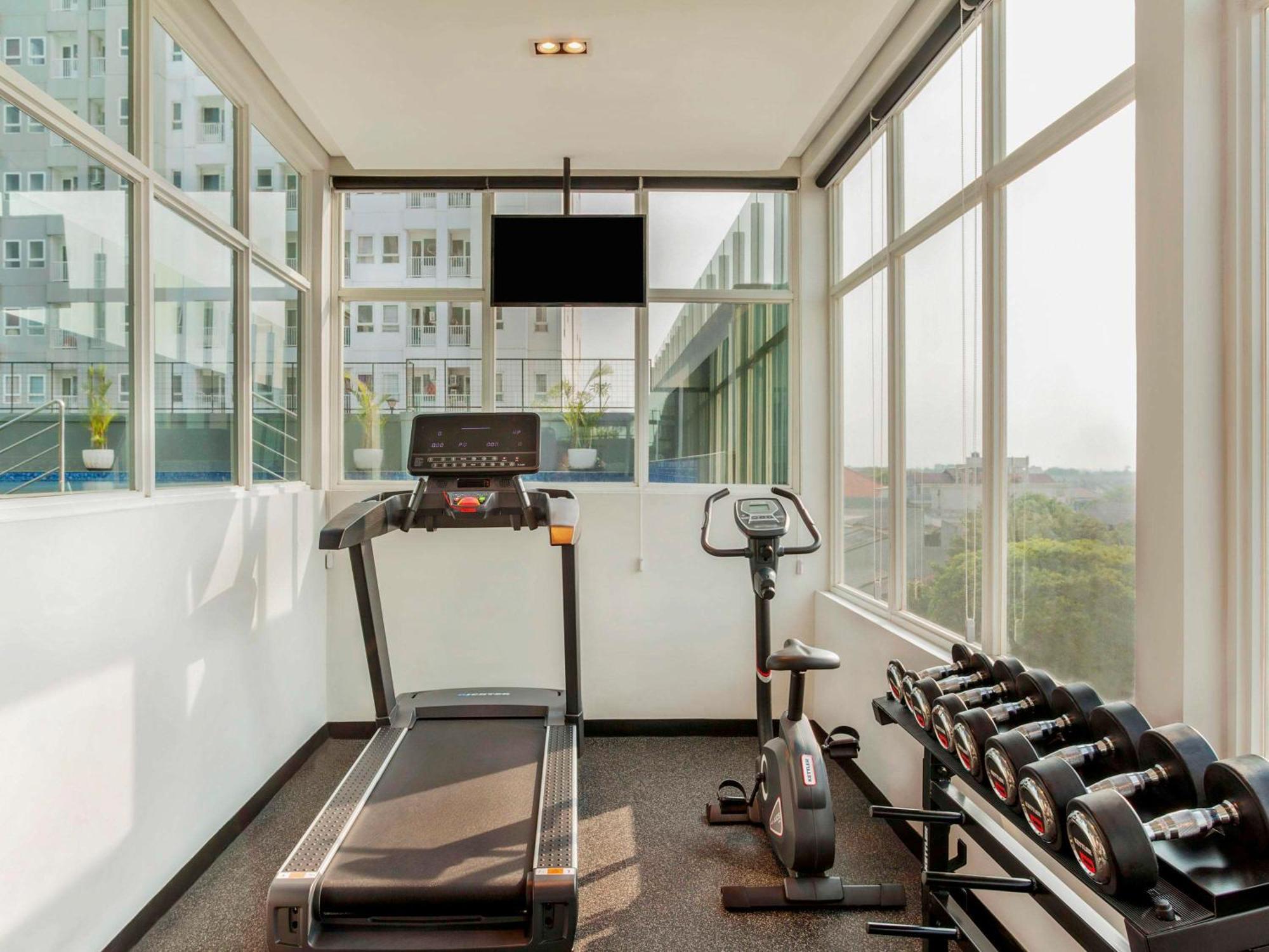 Ibis Styles Bekasi Jatibening Hotel Екстериор снимка