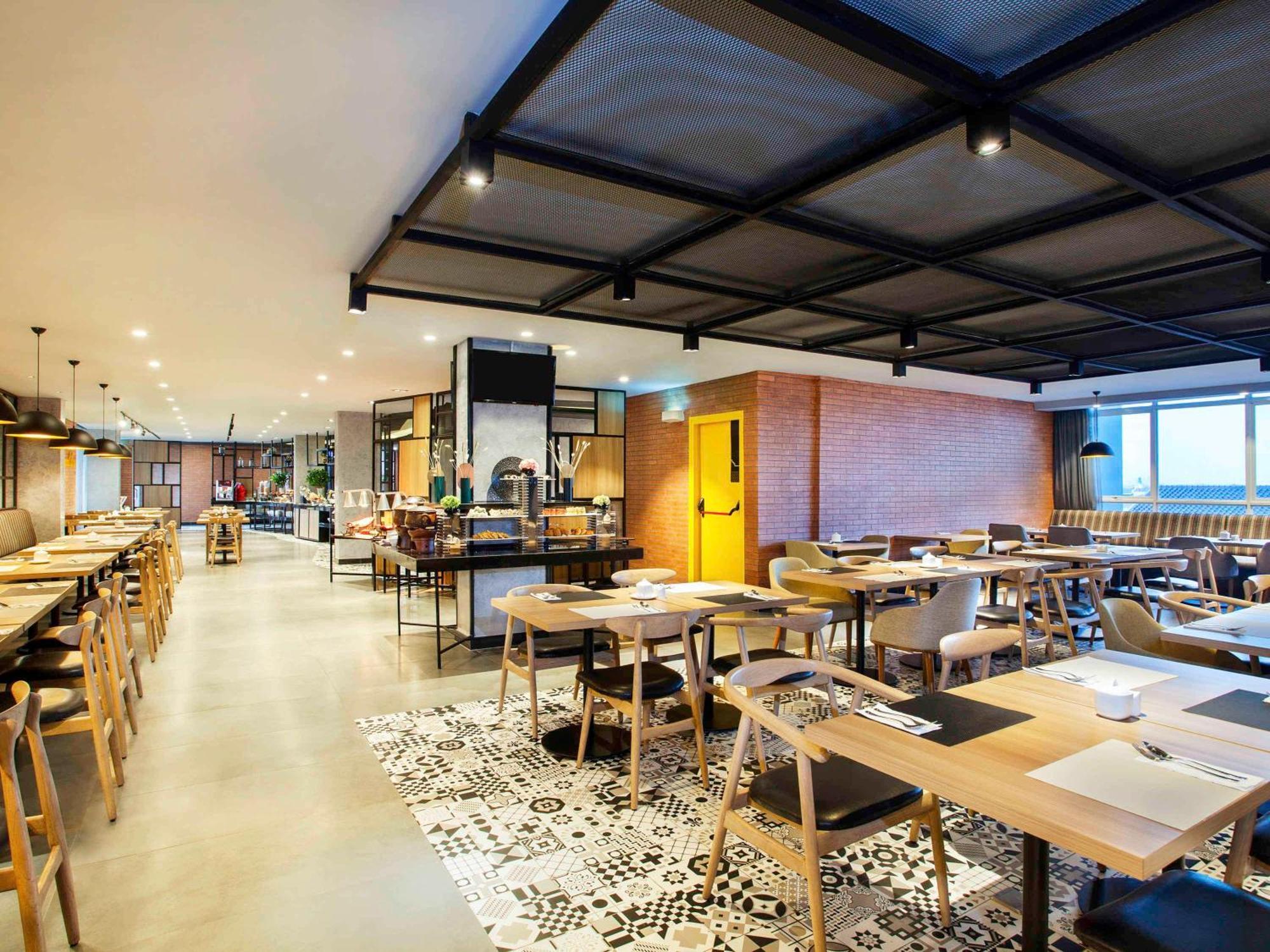 Ibis Styles Bekasi Jatibening Hotel Екстериор снимка