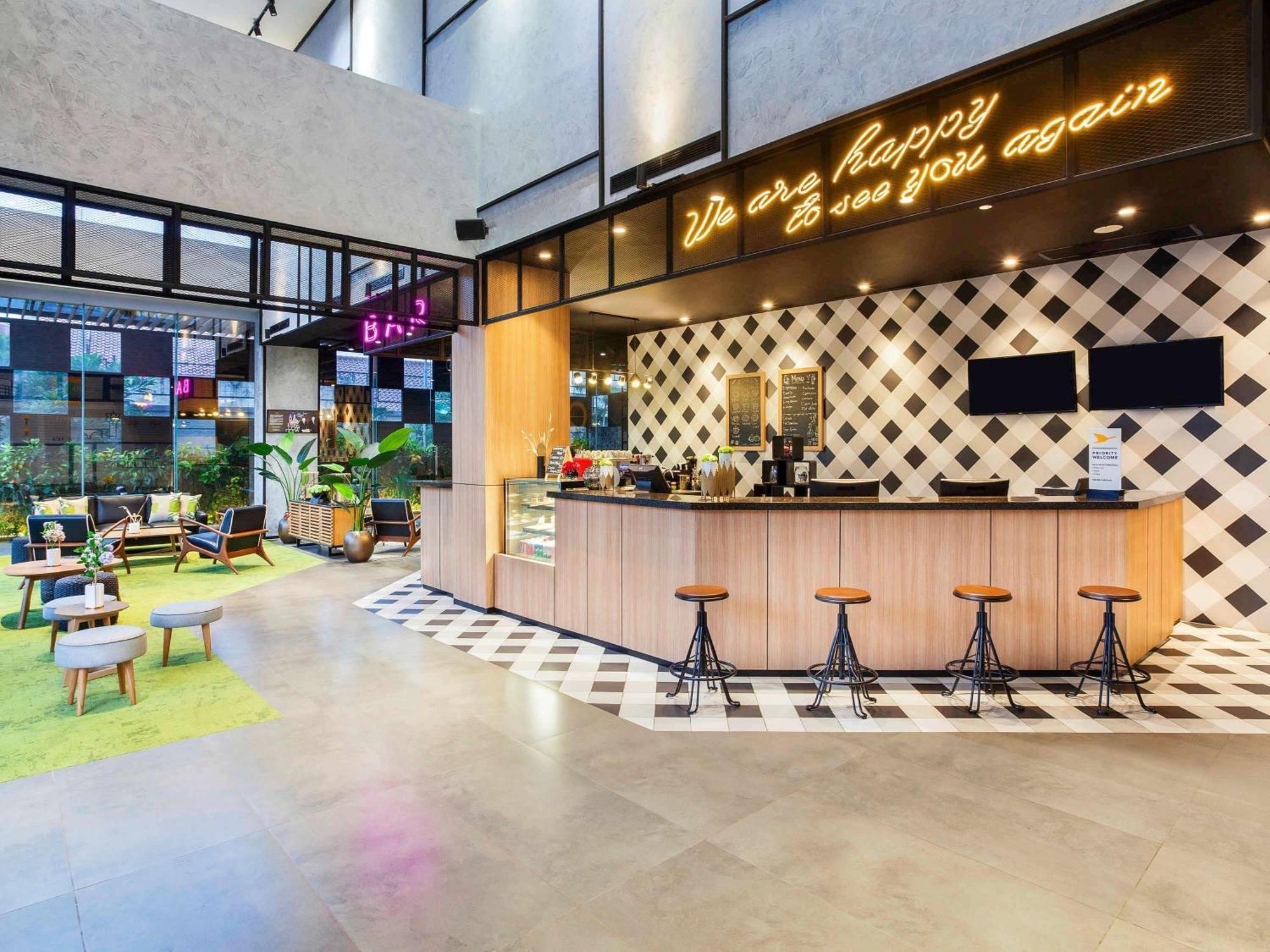 Ibis Styles Bekasi Jatibening Hotel Екстериор снимка