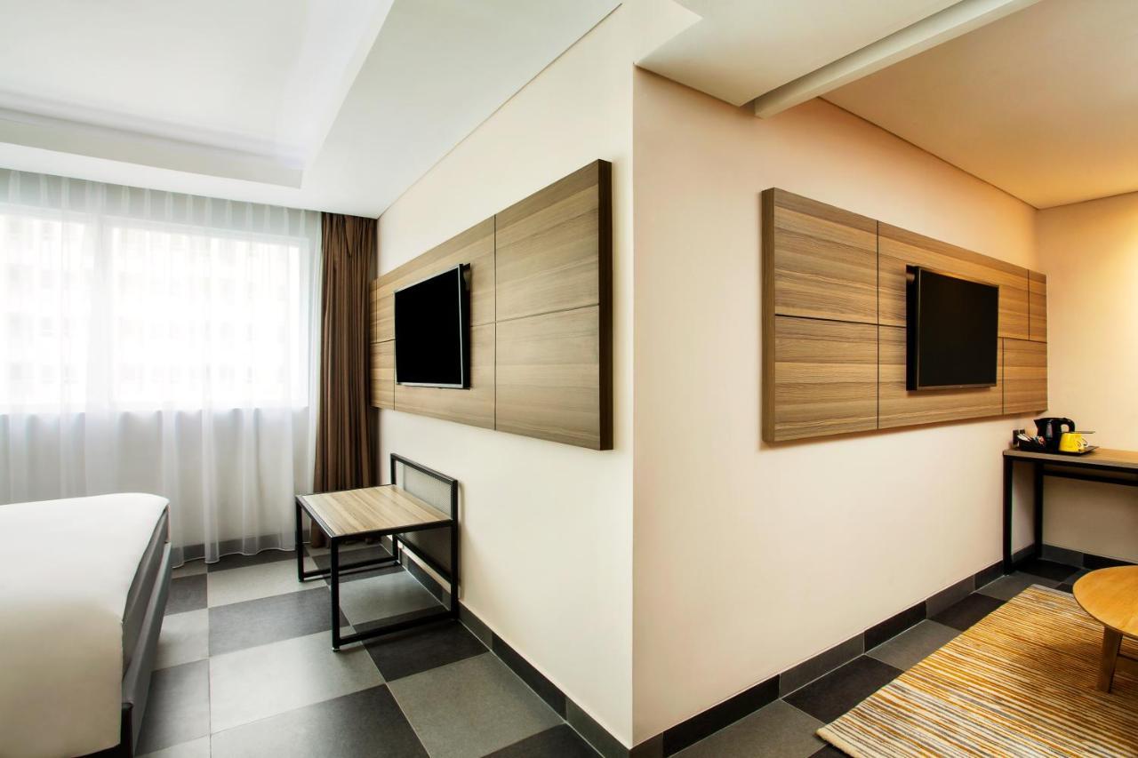 Ibis Styles Bekasi Jatibening Hotel Екстериор снимка