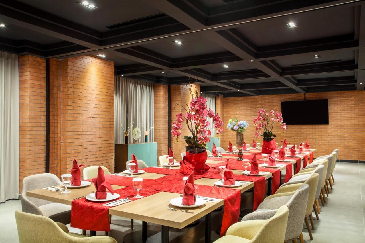 Ibis Styles Bekasi Jatibening Hotel Екстериор снимка